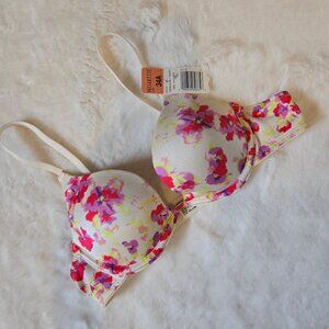 NWT Vasserette Floral Bra